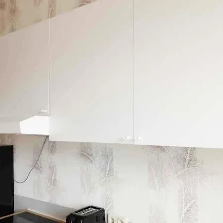 With Balcony & Garden N1l * Zeitz