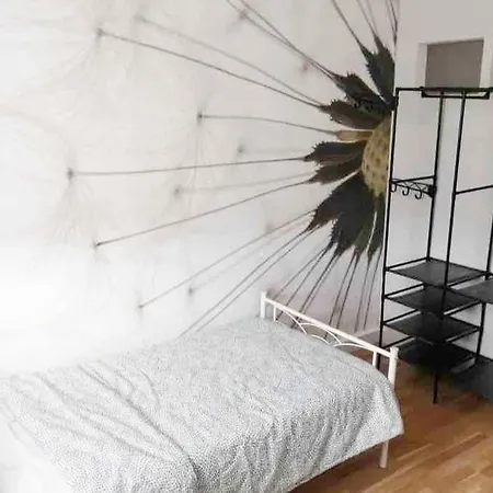 Appartamento With Balcony & Garden N1l *