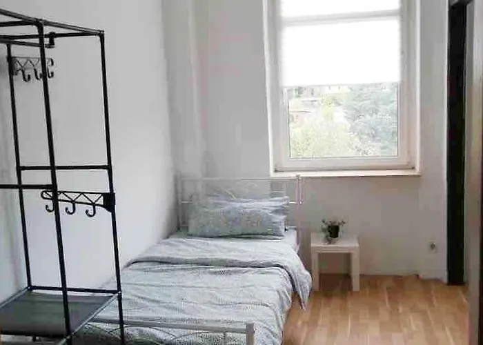 With Balcony & Garden N1l Zeitz