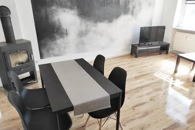 Lägenhet With Balcony & Garden N1l *