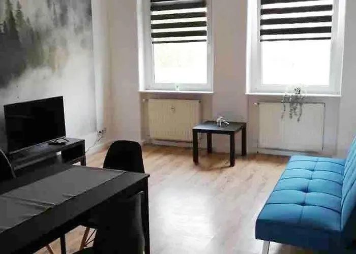 Lägenhet With Balcony & Garden N1l Zeitz