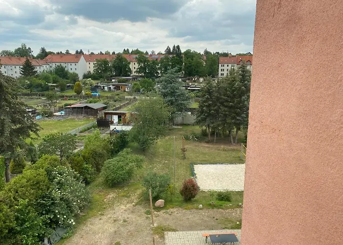 With Balcony & Garden N1l Lägenhet