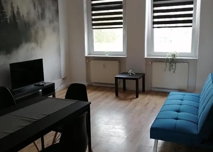 With Balcony & Garden N1l Lägenhet *